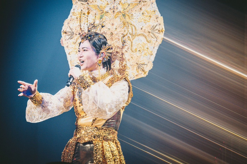 氷川きよし、全国ツアー【KIINA'S LAND】東京公演ライブレポート