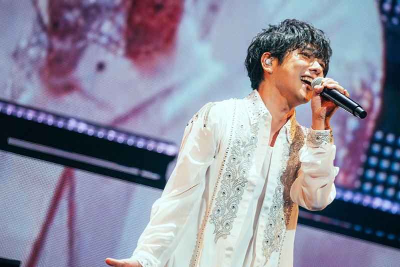 二宮和也、サプライズで“撮影OKタイム”も 初FCイベントの北海道公演
