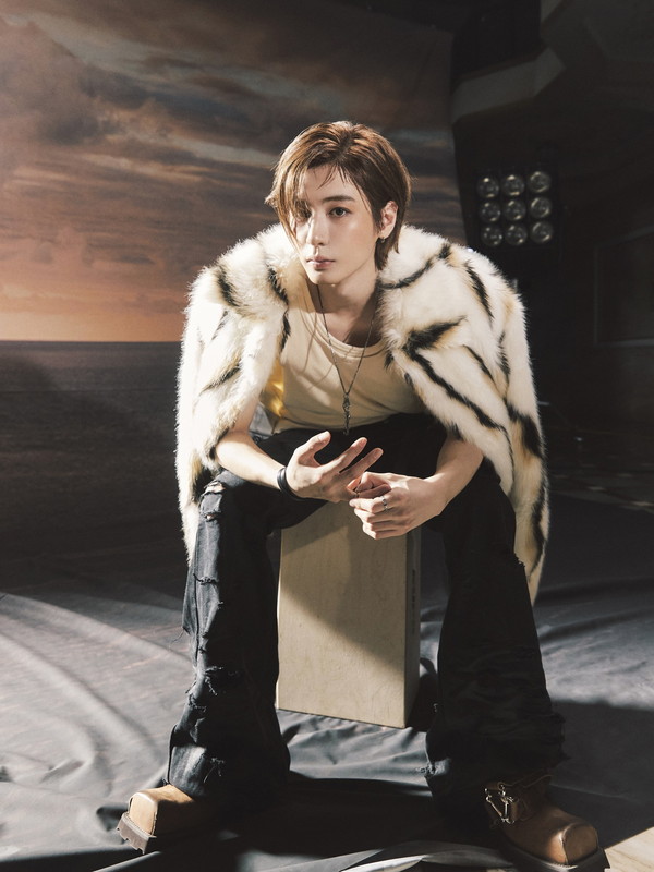 「LEEHAN『The Action』コンセプトフォト「Pause」バージョン」19枚目/20