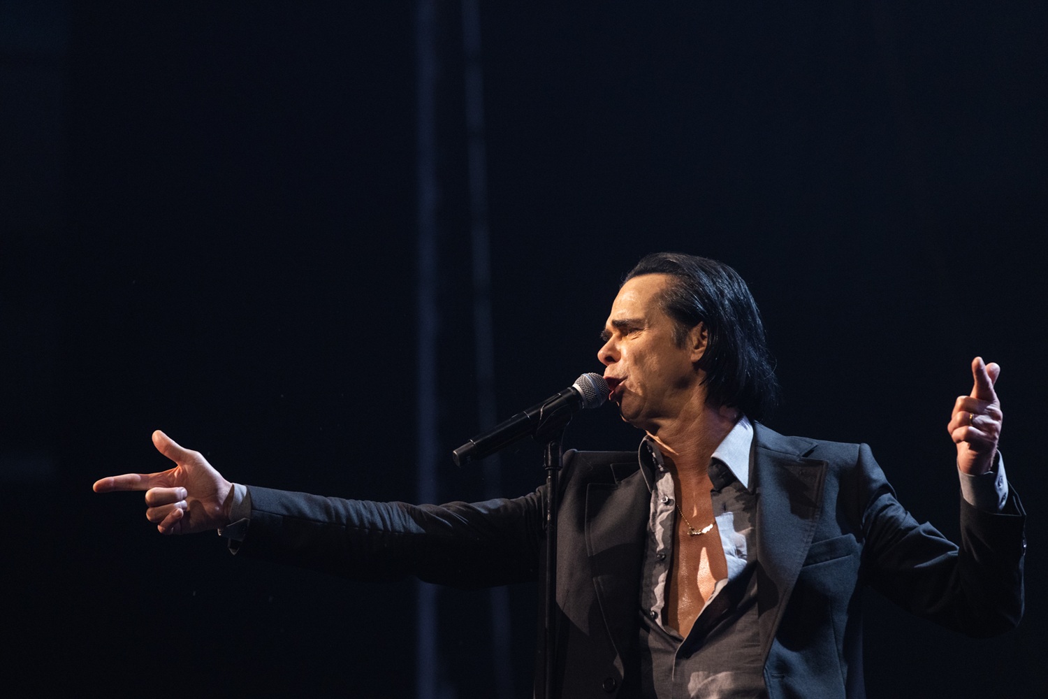 ニック・ケイヴ&ザ・バッド・シーズ ライヴシーズ限定盤 Live God : Nick Cave & The Bad Seeds | HMV&BOOKS online - BS028V