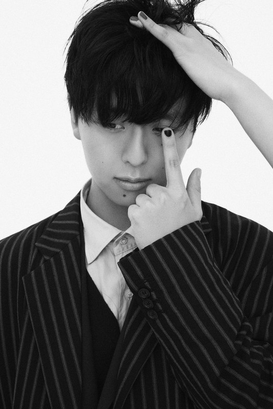 「友成空、1stアルバム『文明開化 - East West』配信リリース」1枚目/3