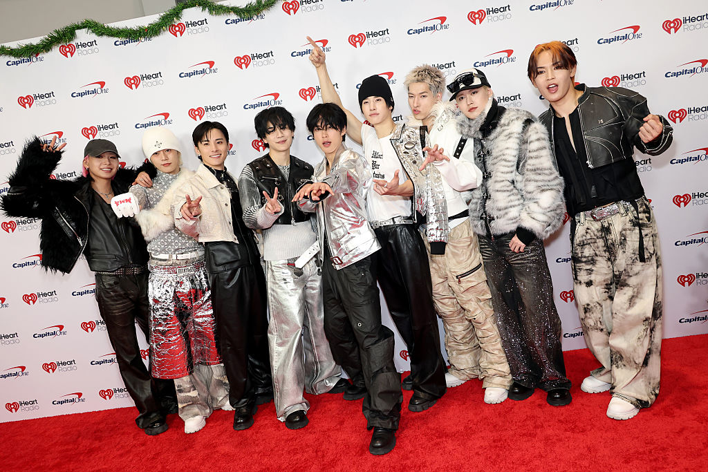 JO1、LAでボウリング対決＆EP『Handz in My Pocket』の制作で一番