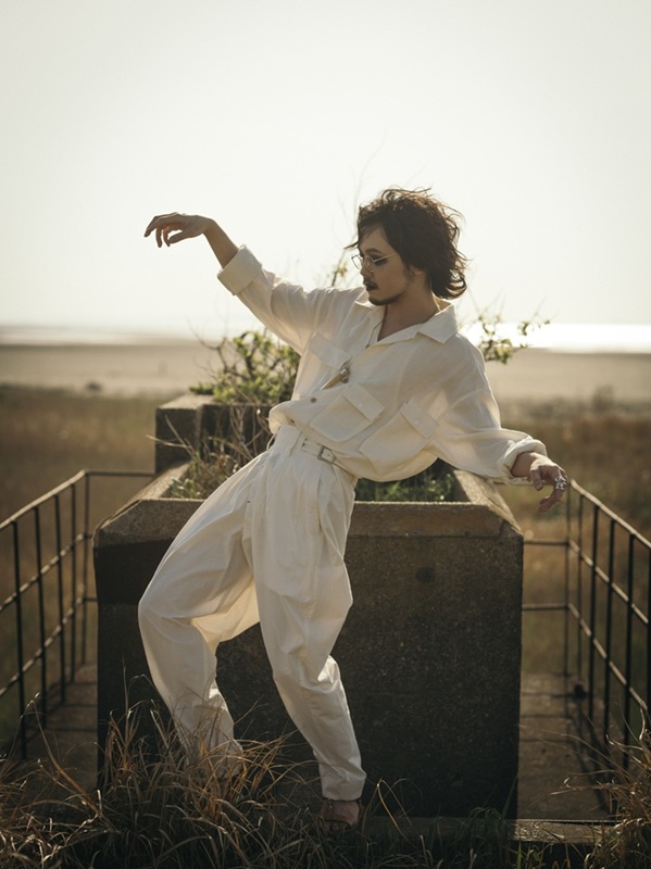 「TOOBOE、TVアニメ『勇者のクズ』第1クールOPテーマ「GUN POWDER」CD発売決定」1枚目/2