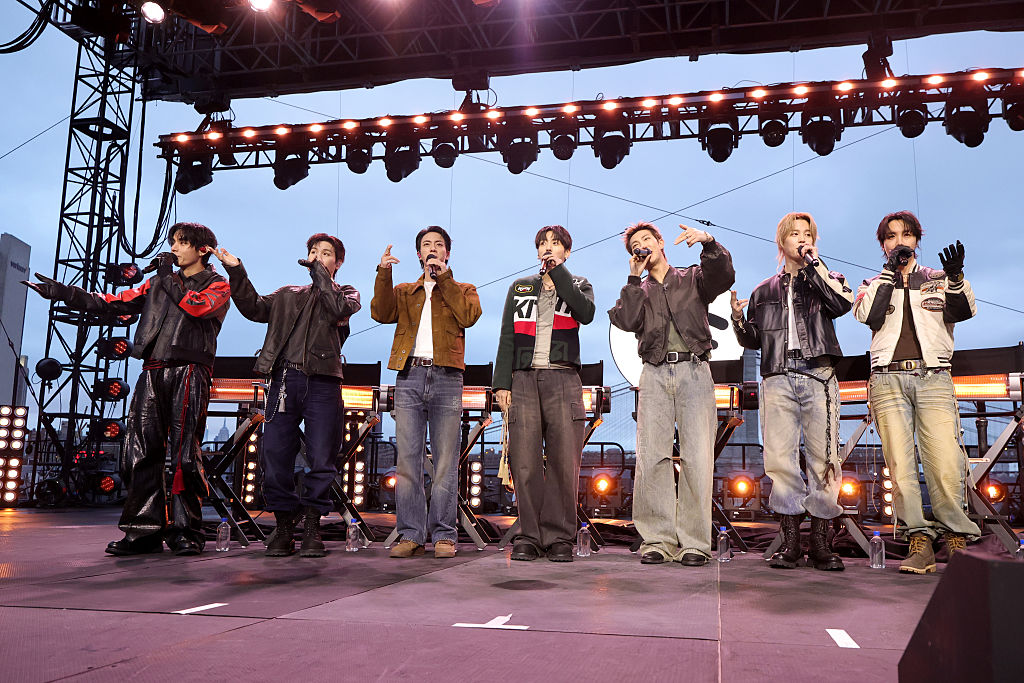RM、BTSの米ビルボード“Hot 100”＆“Billboard 200”制覇にコメント「愛