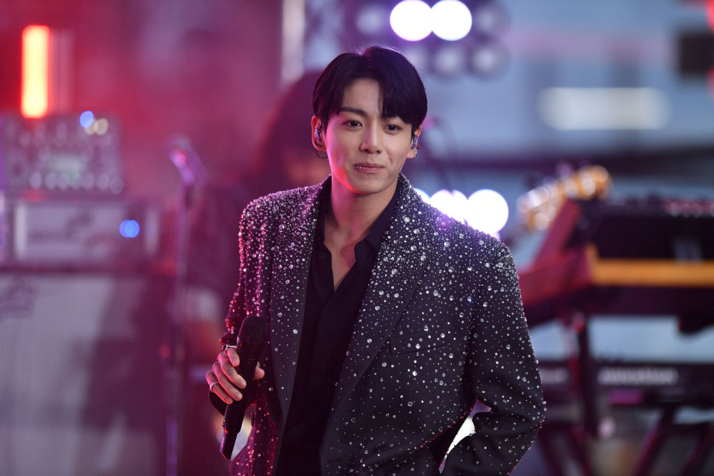 BTSのJung Kook、カルバン・クラインと組んで自身初のコレクションを