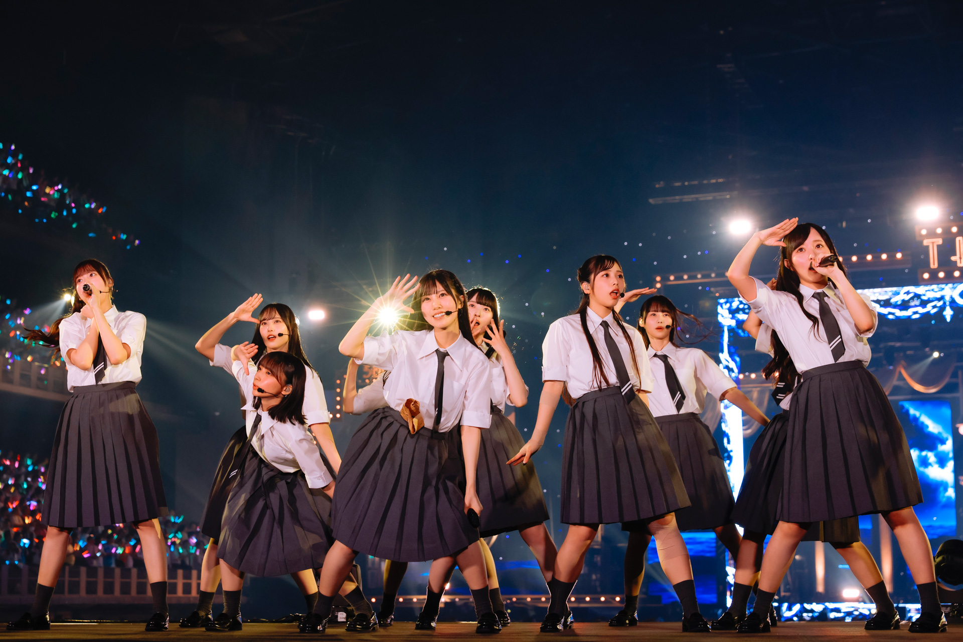 日向坂46、五期生が初の単独アリーナ公演で躍動「五期生の10人とこの