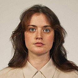 トップス「Ｉ　Ｆｅｅｌ　Ａｌｉｖｅ」