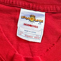 ＭＯＮＯＥＹＥＳ 「Ｔｈｅ　Ｕｎｆｏｒｇｅｔｔａｂｌｅｓ　Ｅ．Ｐ．」