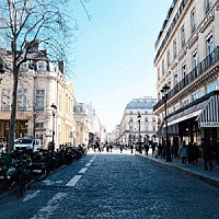 ［．ｑｕｅ］「 Ａｎｏｔｈｅｒ　Ｓｋｙ」