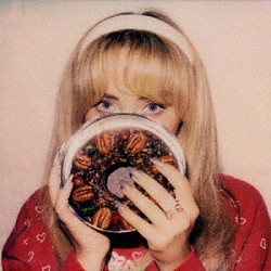 サブリナ・カーペンター「フルーツケーキ」