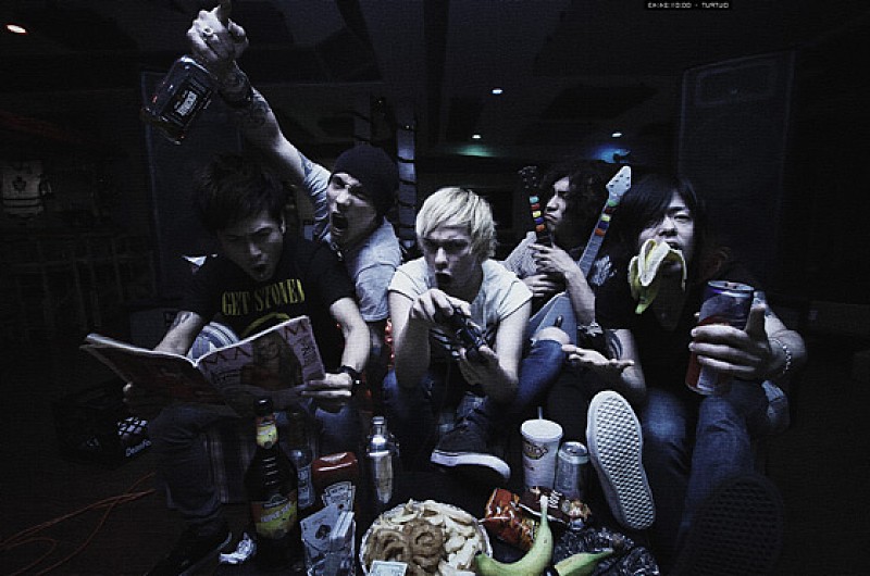 「ラウドシーンの雄 「バイオハザード」CM曲入りアルバム発売」1枚目/1