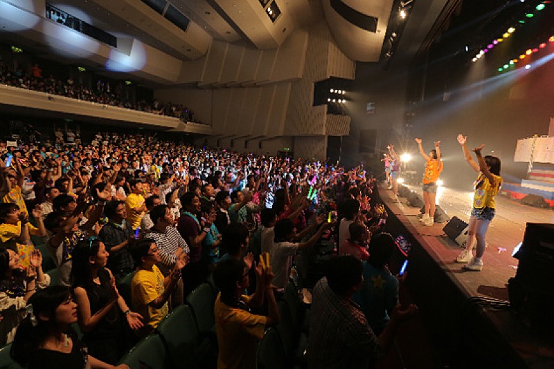 「“青春ど真ん中”9nine 涙の青年館ライブでバンド演奏に挑戦」1枚目/10