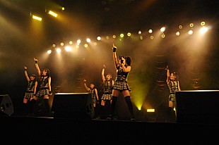 「女子流 ドロシーやDream5とアノ名曲でコラボステージ」