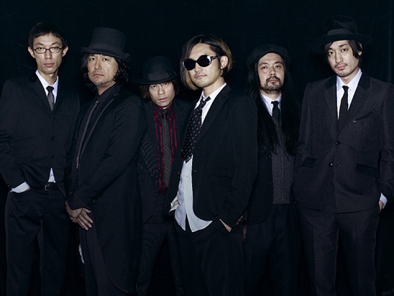 「髭 13日の金曜日にPOLYSICSと仮装対決!?」1枚目/2