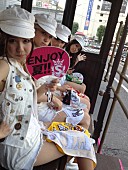 「SCANDAL 都内で暑中お見舞い、9月にはシングル＆アルバムを発売」1枚目/8