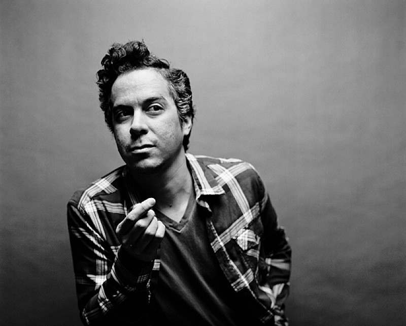 M・ウォード、完全招待制スペシャル・ソロ・アコースティック・セッションを開催