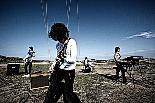 「ピロウズ山中絶賛の天才 初の全国ワンマンツアー開催」