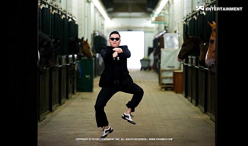 ＰＳＹ「Psyが新曲「Gangnam Style」でビルボードK-Pop Hot 100チャートで4週連続1位！」1枚目/5