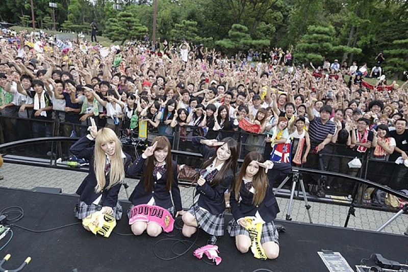 SCANDAL 久々の制服姿で凱旋ライブ、来年春には夢の大阪城ホール