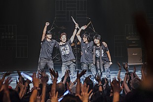 「T-BOLAN、DEEN、FIELD OF VIEWら共演ライブでヒット曲連発」