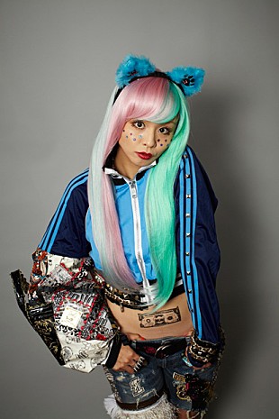 「misono 新曲やチャリティベア披露、収益金は全額寄付」