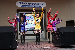 「9nine ブーム再来のキョンシーを相手に華麗なアクション」