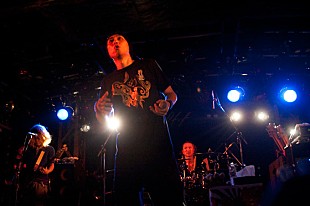 「ダメ人間ほど涙する？ 特撮が6年ぶりツアーで号泣アクト」