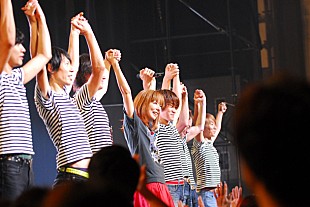 「aiko 台風にも負けない熱いライブでファンを魅了」