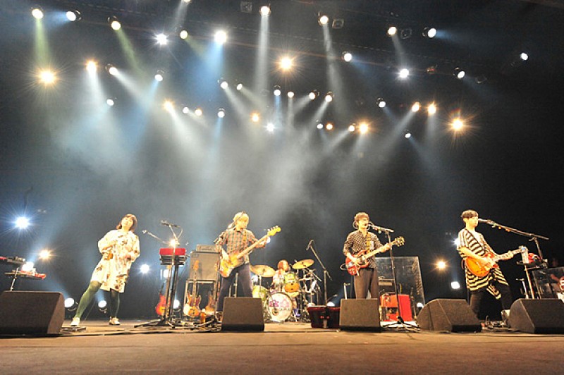 「“わがままバンド”くるり ツアー最終日にデビュー曲など披露」1枚目/7