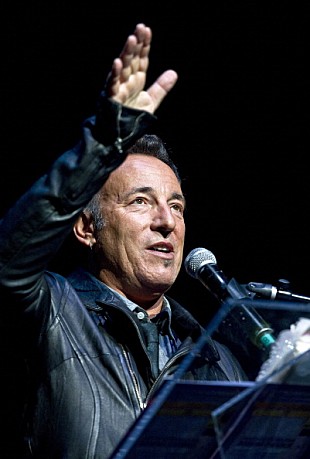 「第55回グラミー賞 ブルース・スプリングスティーン、ドクター・ジョン、ジミー・クリフら大御所も一挙ノミネート」