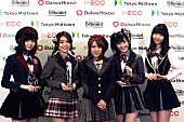 「AKB48がアーティスト・オブ・ザ・イヤー含む4冠を2年連続で達成」1枚目/3