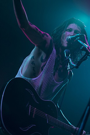 「雅-MIYAVI- 最終公演で完全燃焼、新作発表＆初春からはツアーも」
