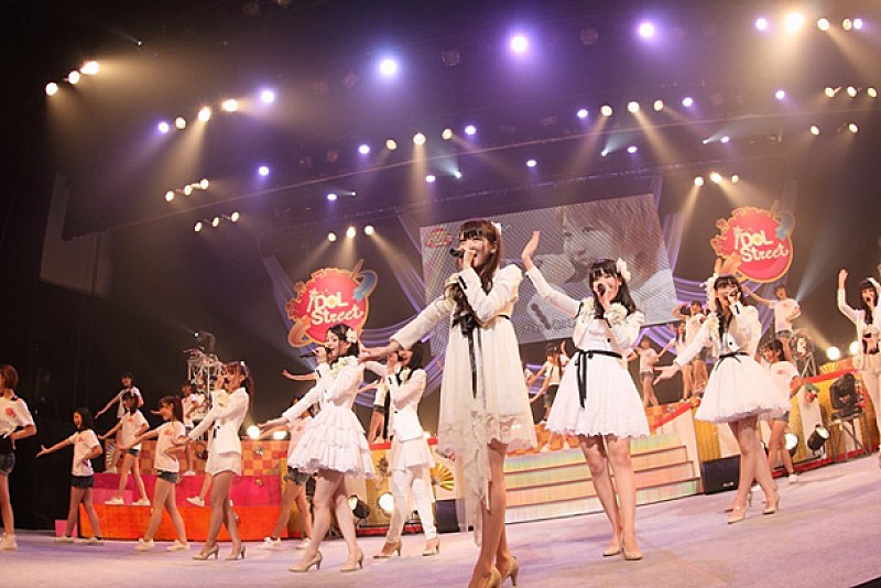 「SUPER☆GiRLS」3枚目/9
