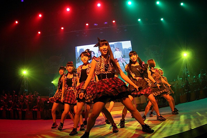 「Cheeky Parade」4枚目/9