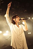 「家入レオ “雨女”返上？　東京公演で寒さ飛ばす熱演披露」1枚目/3