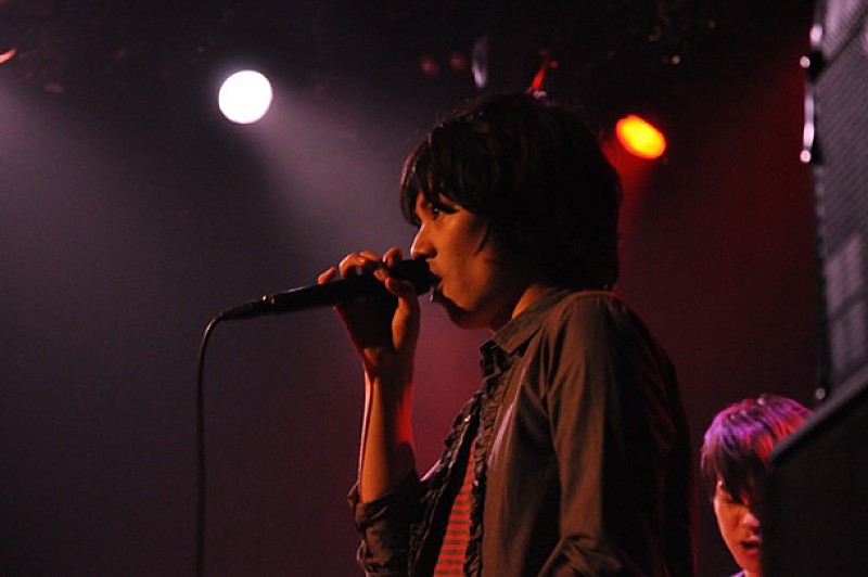 「アンモフライト 興奮のあまり鼻血も!? 初のホールワンマンで新曲など披露」1枚目/3