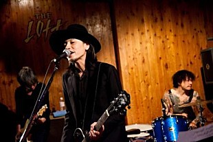 「チバ×イマイ×中村達也バンドのライブ映像をYouTubeで公開」