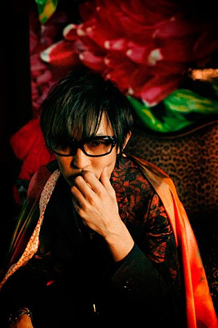 「スガ シカオ ビクタースピードスターから2年ぶりSg発表」