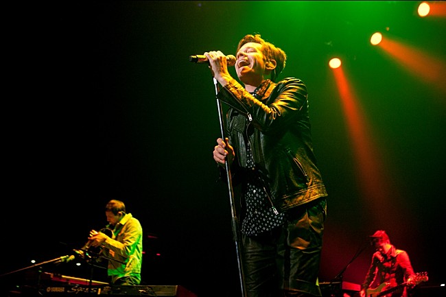 「グラミー主要2部門受賞の3人組が日本ツアーをスタート」1枚目/4