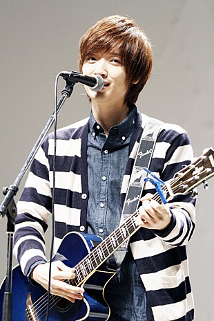 「WEB界のプリンス佐香 智久 アルバム発売記念イベントで名刺お渡し会」