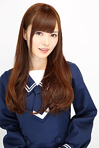 乃木坂46 白石麻衣　8th制服　気づいたら片想い 乃木坂46 自己記録更新で1位獲得＆白石麻衣が専属モデルに | Daily
