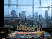 「「r」の抜けた新ロゴ。」3枚目/5