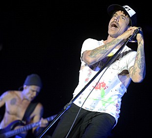 「コーチェラ3日目フォトレポート レッチリ、ウータン、ジェイムス・ブレイク他」