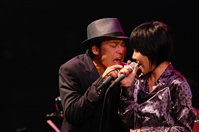 「大澤誉志幸 ＆ 山下久美子公演 大阪だけの貴重な共演の一夜」1枚目/3