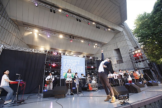 「奇妙礼太郎トラベルスイング楽団」4枚目/13