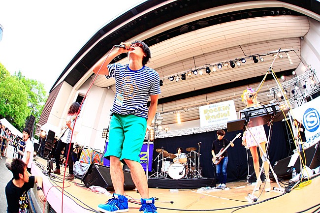 「0.8秒と衝撃。」2枚目/8