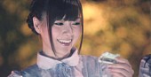 「乃木坂46 メンバーが水びたしに!?　新曲ビデオはプールを巡る青春ストーリー」1枚目/1