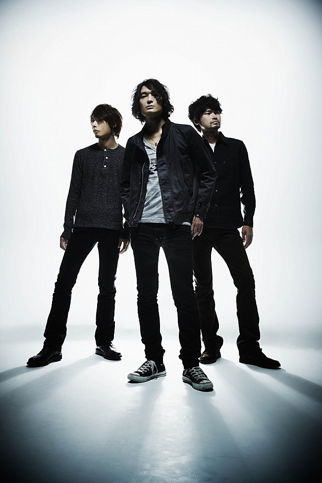 「DOES 結成10周年企画で全曲リクエストライブ開催決定」1枚目/1