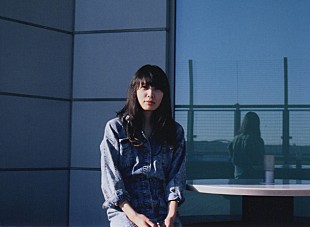 「音楽界注目の阿部芙蓉美 異例の真ん中ライブをDVD化」