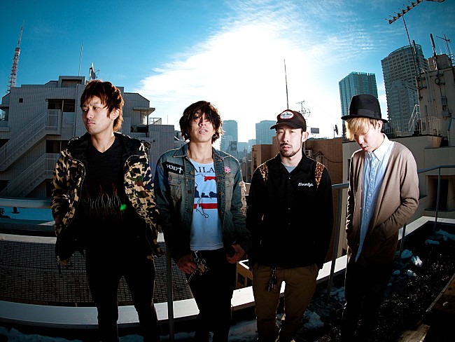 「SUPER BEAVERの傑作ニューアルバム『世界が目を覚ますのなら』インタビュー」1枚目/1